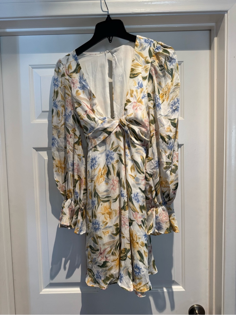 Stitch & Feather Long Sleeve Floral Twist-Front Peekaboo Back Tie Mini Dress
